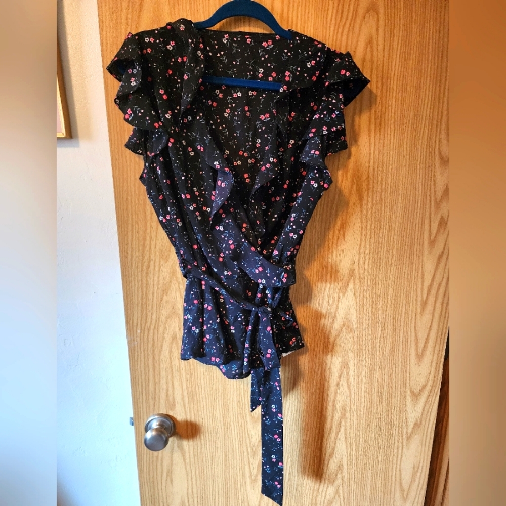 Floral top